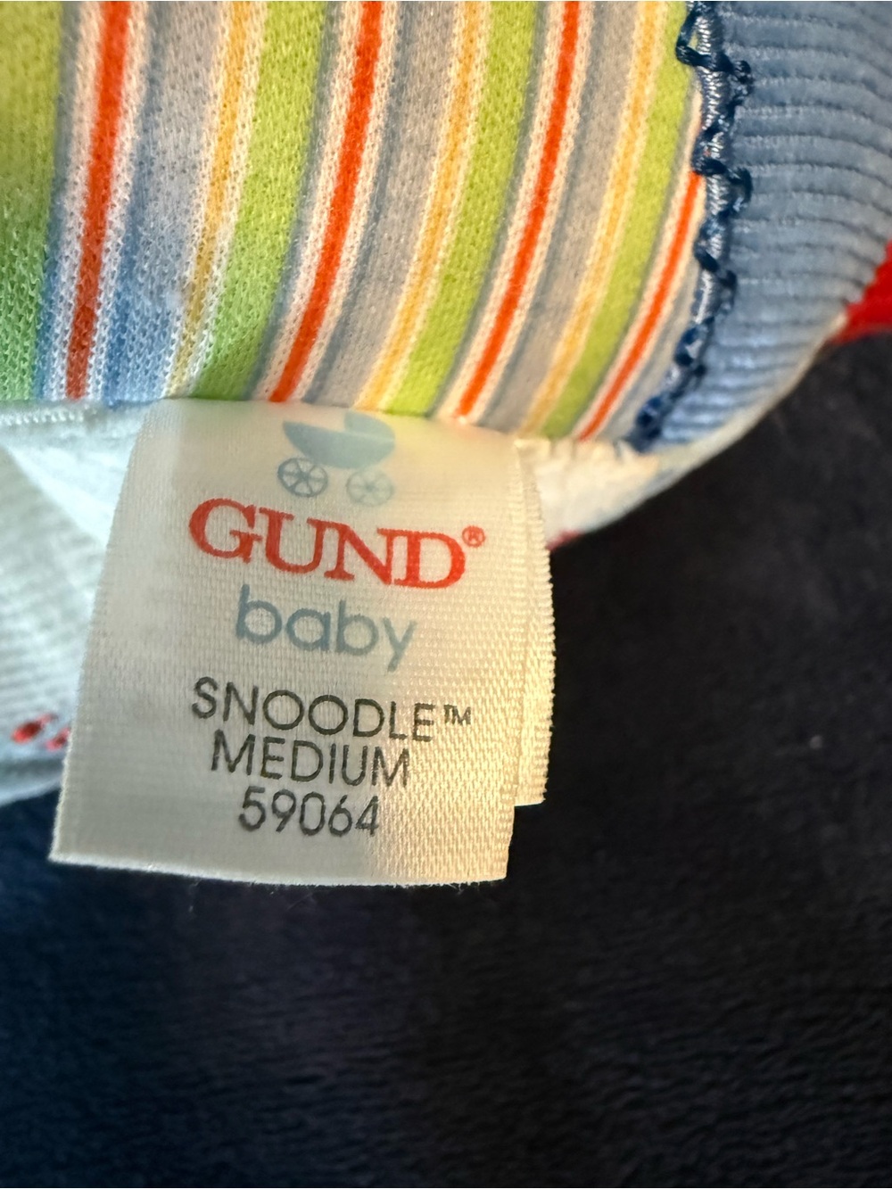 Gund Snoodle Medium Plush Dog Toy with Red Tail and Striped Ears - Picture 7 of 8